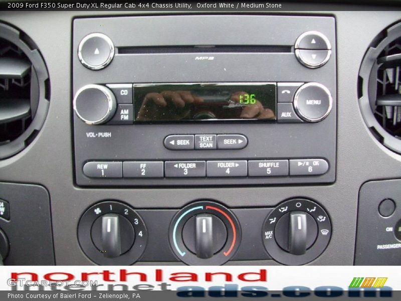 Oxford White / Medium Stone 2009 Ford F350 Super Duty XL Regular Cab 4x4 Chassis Utility