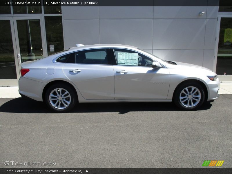 Silver Ice Metallic / Jet Black 2016 Chevrolet Malibu LT