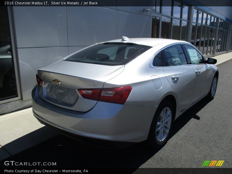 Silver Ice Metallic / Jet Black 2016 Chevrolet Malibu LT