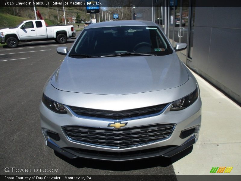 Silver Ice Metallic / Jet Black 2016 Chevrolet Malibu LT