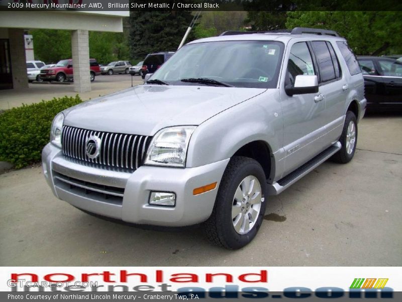 Brilliant Silver Metallic / Charcoal Black 2009 Mercury Mountaineer AWD