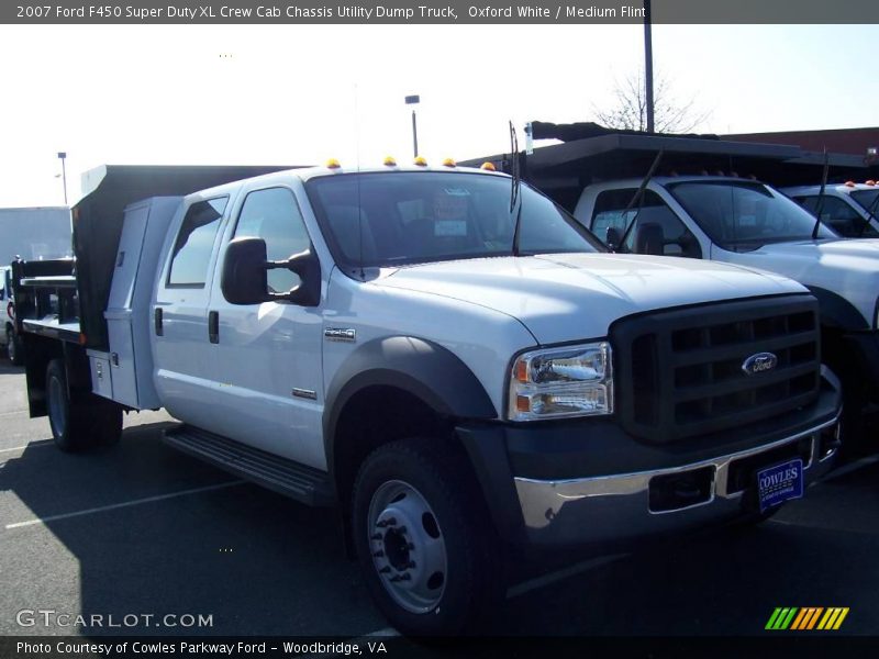 Oxford White / Medium Flint 2007 Ford F450 Super Duty XL Crew Cab Chassis Utility Dump Truck