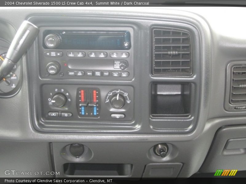 Summit White / Dark Charcoal 2004 Chevrolet Silverado 1500 LS Crew Cab 4x4