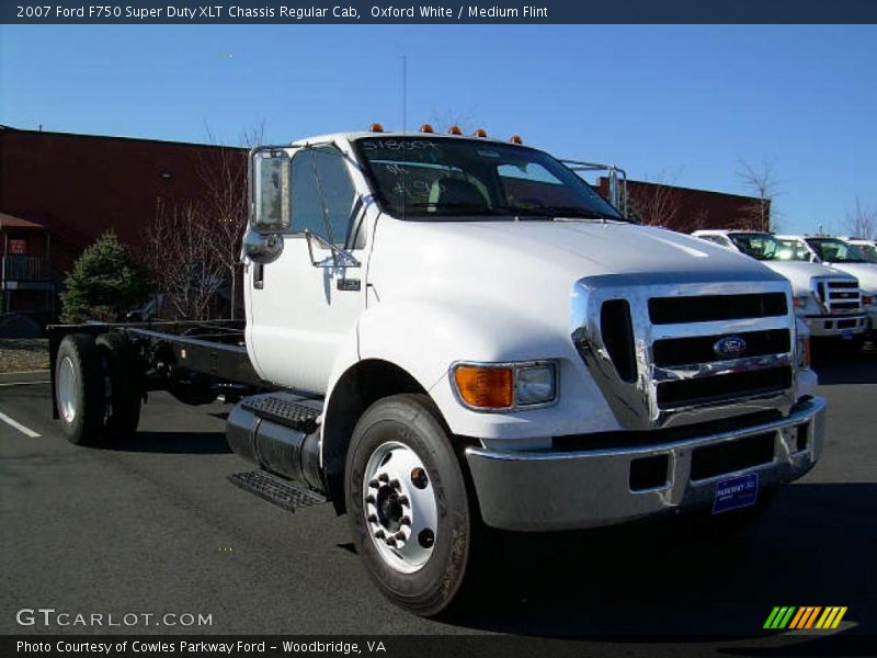 Oxford White / Medium Flint 2007 Ford F750 Super Duty XLT Chassis Regular Cab