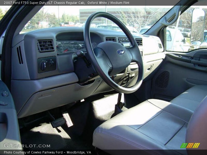 Oxford White / Medium Flint 2007 Ford F750 Super Duty XLT Chassis Regular Cab