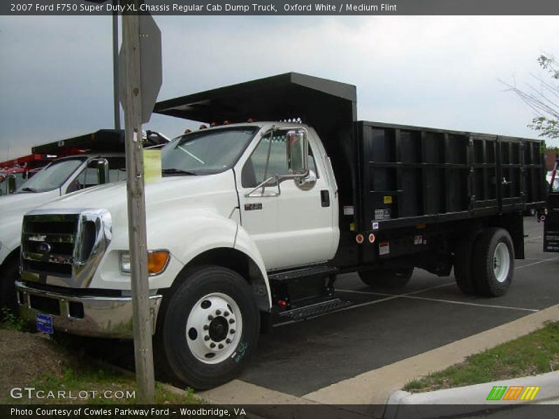 Oxford White / Medium Flint 2007 Ford F750 Super Duty XL Chassis Regular Cab Dump Truck