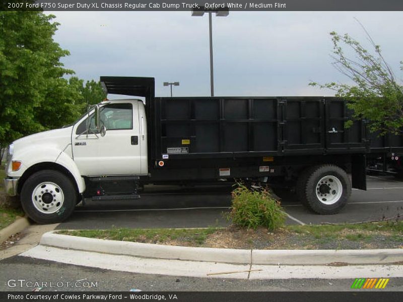 Oxford White / Medium Flint 2007 Ford F750 Super Duty XL Chassis Regular Cab Dump Truck