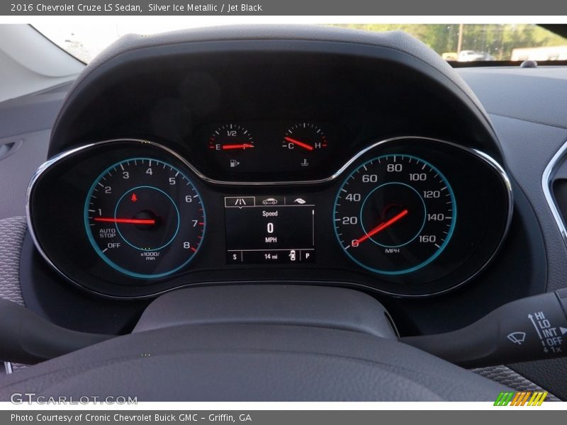 Silver Ice Metallic / Jet Black 2016 Chevrolet Cruze LS Sedan