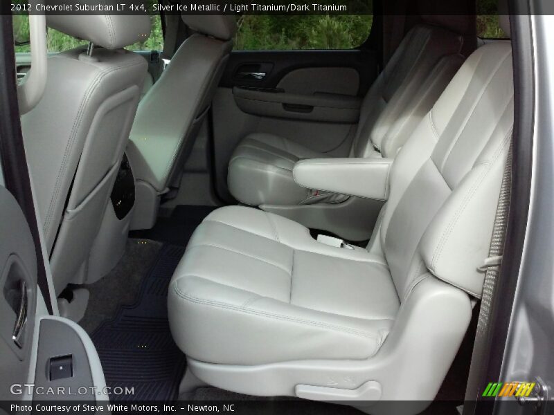 Silver Ice Metallic / Light Titanium/Dark Titanium 2012 Chevrolet Suburban LT 4x4