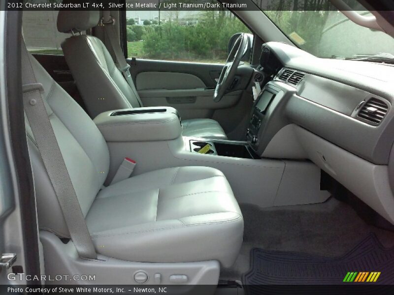 Silver Ice Metallic / Light Titanium/Dark Titanium 2012 Chevrolet Suburban LT 4x4