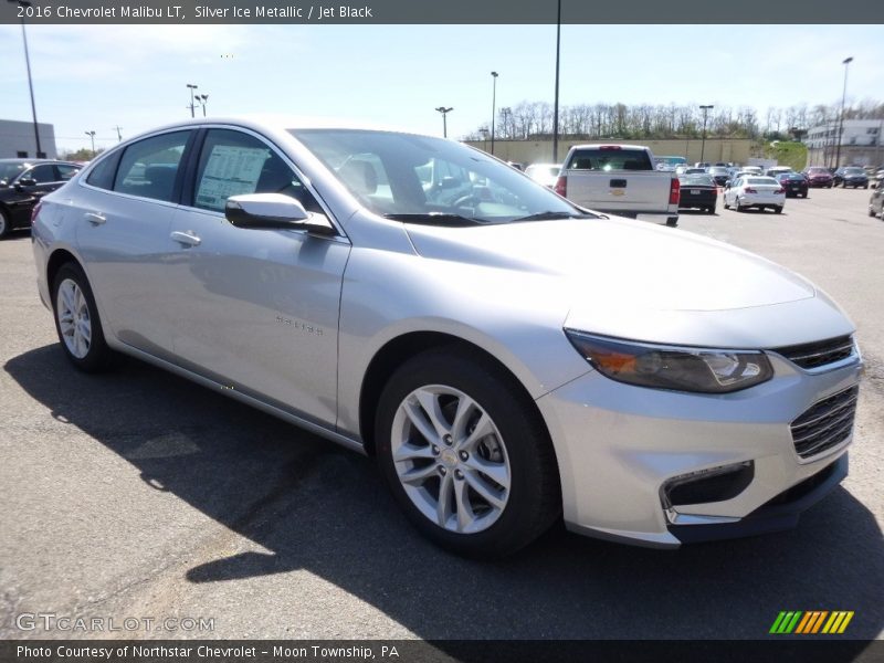 Silver Ice Metallic / Jet Black 2016 Chevrolet Malibu LT