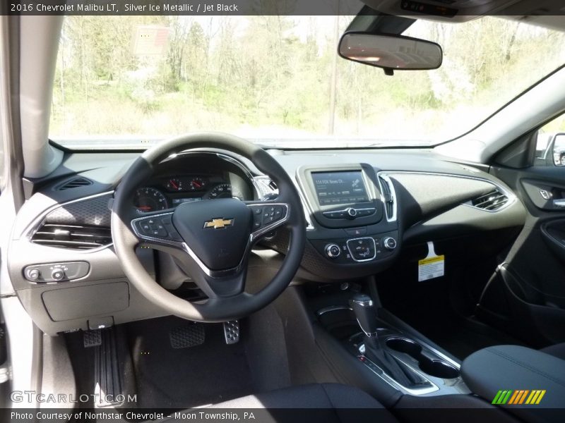 Silver Ice Metallic / Jet Black 2016 Chevrolet Malibu LT