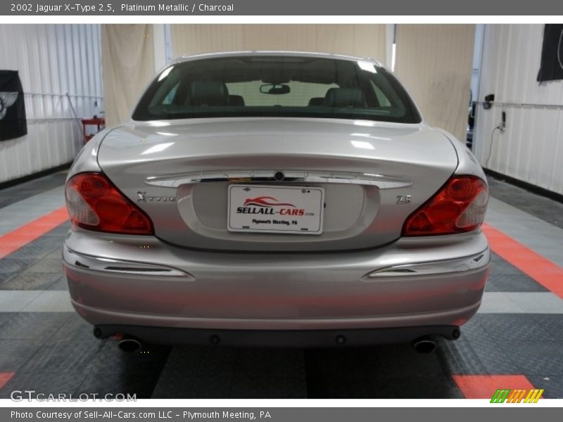 Platinum Metallic / Charcoal 2002 Jaguar X-Type 2.5