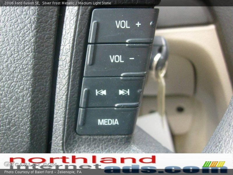 Silver Frost Metallic / Medium Light Stone 2006 Ford Fusion SE