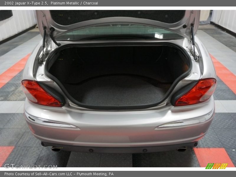 Platinum Metallic / Charcoal 2002 Jaguar X-Type 2.5