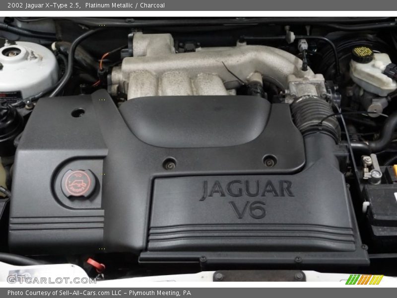 Platinum Metallic / Charcoal 2002 Jaguar X-Type 2.5