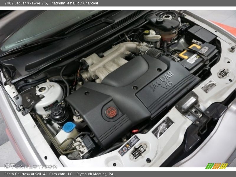 Platinum Metallic / Charcoal 2002 Jaguar X-Type 2.5