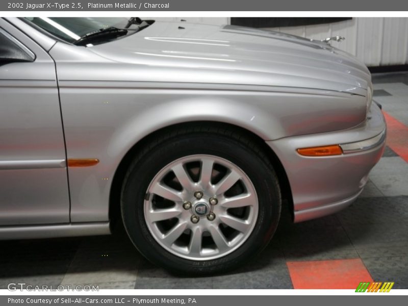Platinum Metallic / Charcoal 2002 Jaguar X-Type 2.5