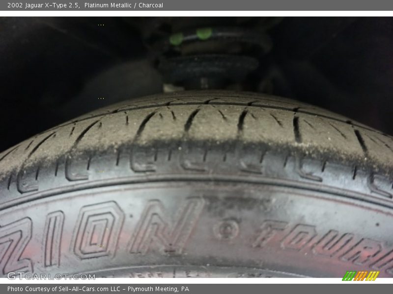 Platinum Metallic / Charcoal 2002 Jaguar X-Type 2.5
