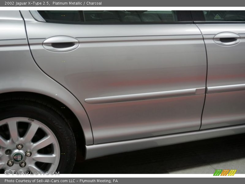 Platinum Metallic / Charcoal 2002 Jaguar X-Type 2.5