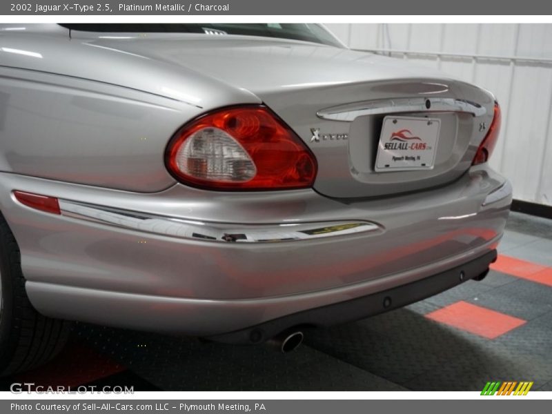 Platinum Metallic / Charcoal 2002 Jaguar X-Type 2.5