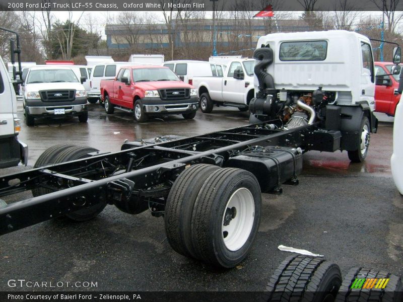 Oxford White / Medium Flint 2008 Ford LCF Truck LCF-55 Chassis