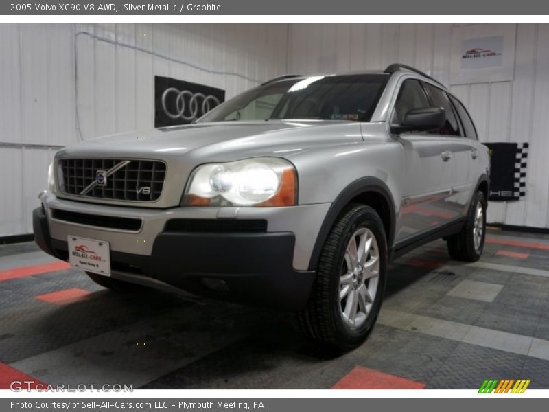 Silver Metallic / Graphite 2005 Volvo XC90 V8 AWD
