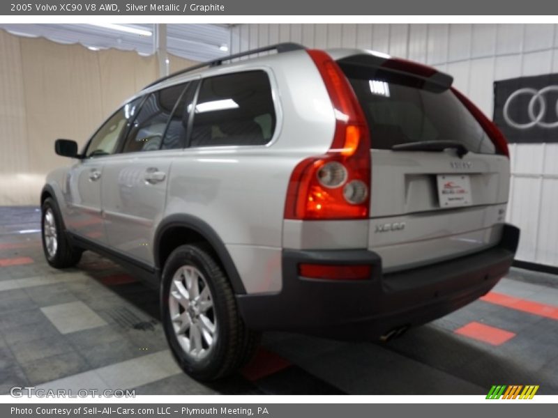 Silver Metallic / Graphite 2005 Volvo XC90 V8 AWD