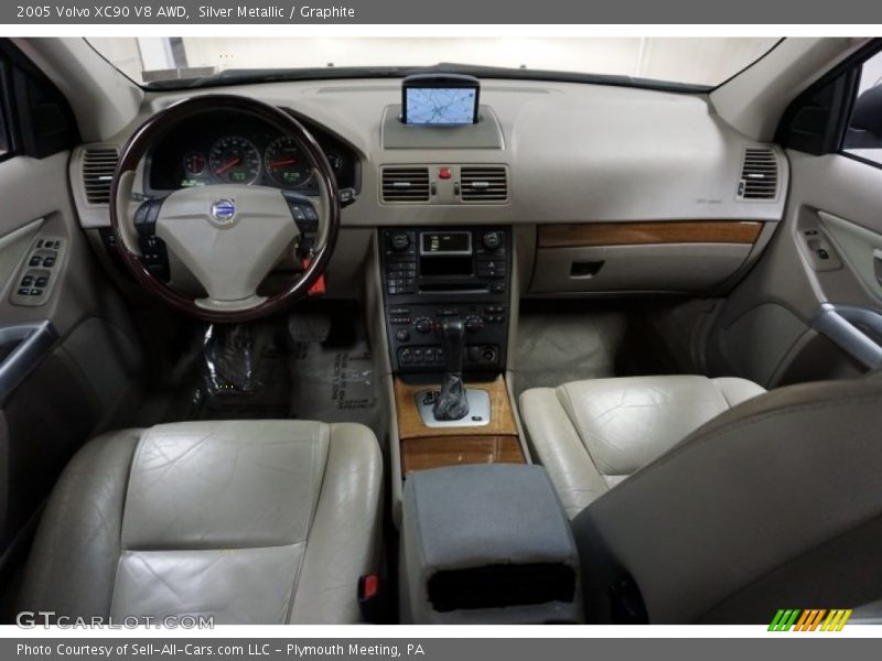 Silver Metallic / Graphite 2005 Volvo XC90 V8 AWD