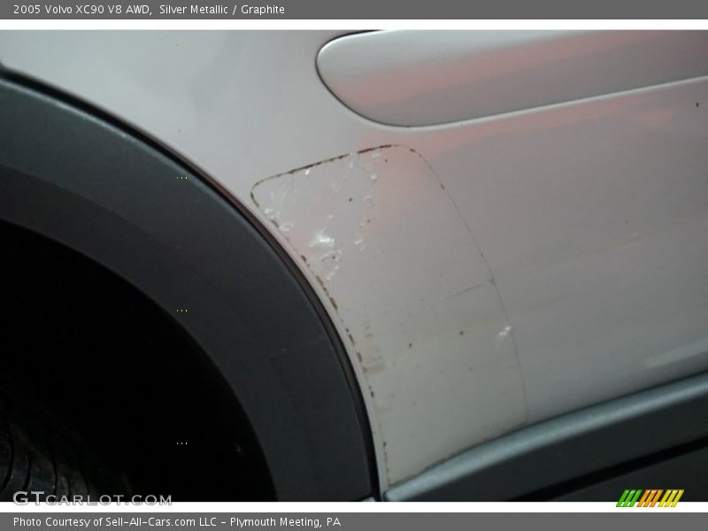 Silver Metallic / Graphite 2005 Volvo XC90 V8 AWD