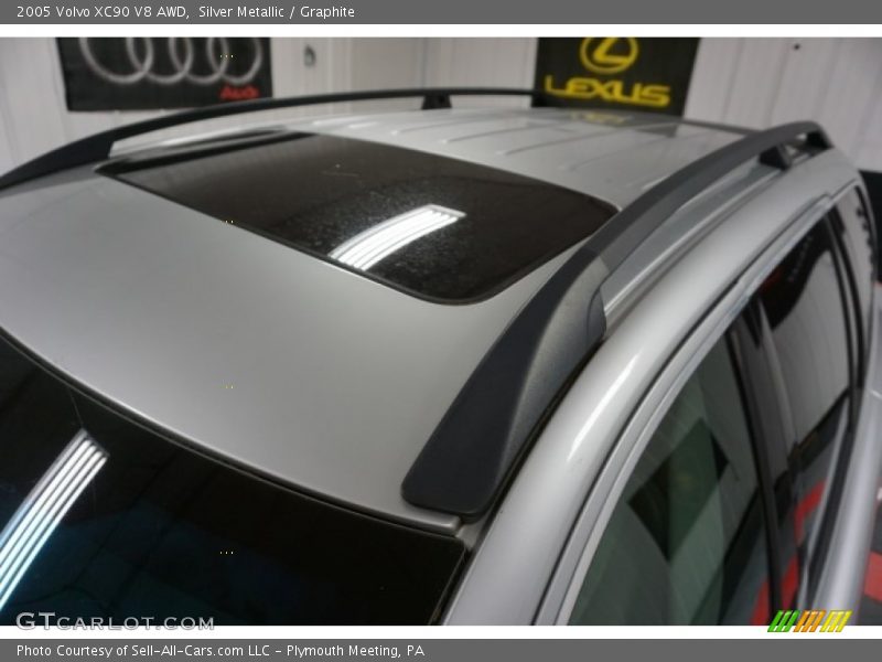 Silver Metallic / Graphite 2005 Volvo XC90 V8 AWD