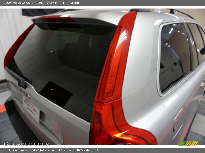 Silver Metallic / Graphite 2005 Volvo XC90 V8 AWD