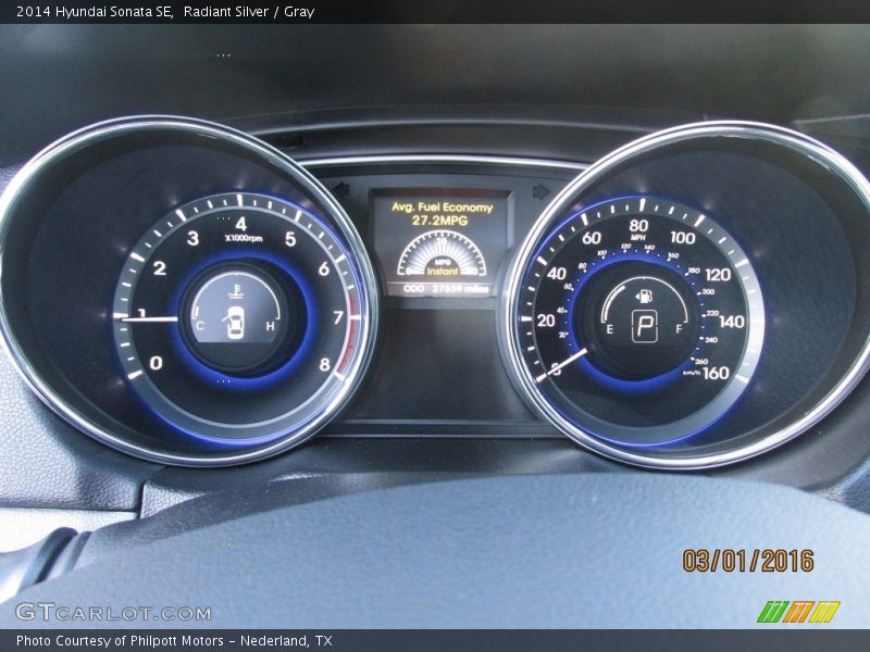 Radiant Silver / Gray 2014 Hyundai Sonata SE