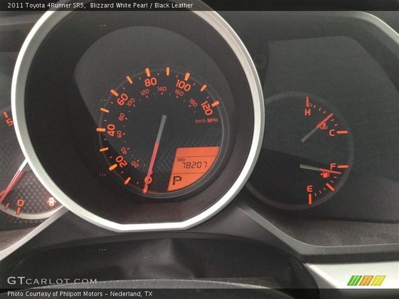 Blizzard White Pearl / Black Leather 2011 Toyota 4Runner SR5