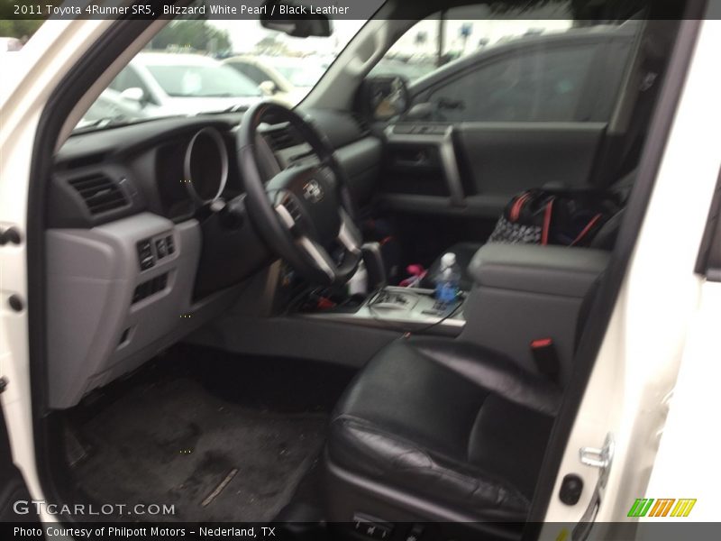 Blizzard White Pearl / Black Leather 2011 Toyota 4Runner SR5