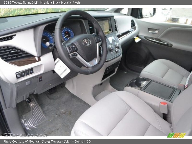 Midnight Black Metallic / Ash 2016 Toyota Sienna XLE