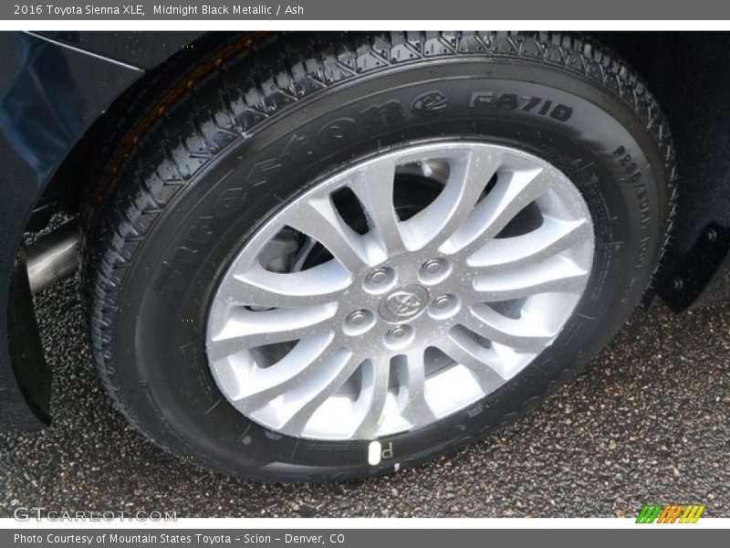 Midnight Black Metallic / Ash 2016 Toyota Sienna XLE