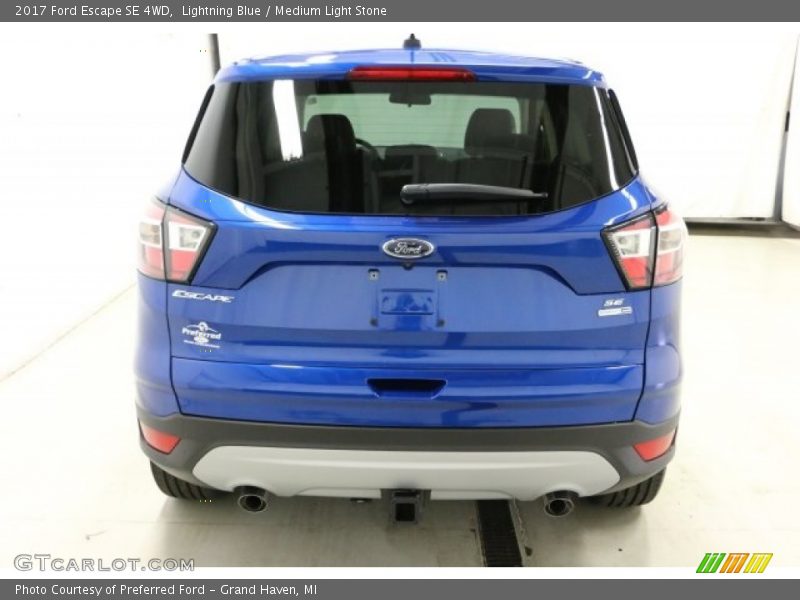 Lightning Blue / Medium Light Stone 2017 Ford Escape SE 4WD