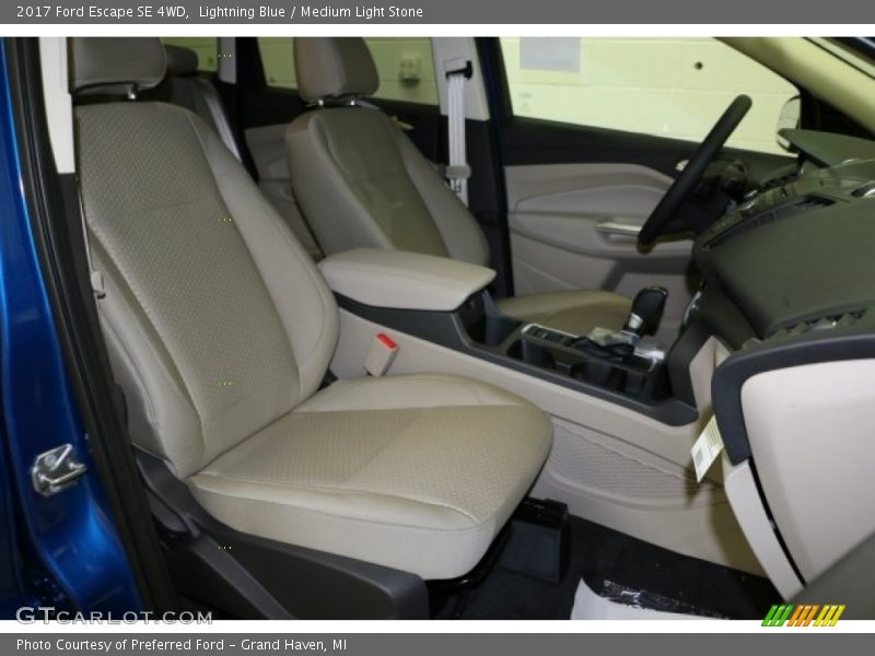 Lightning Blue / Medium Light Stone 2017 Ford Escape SE 4WD