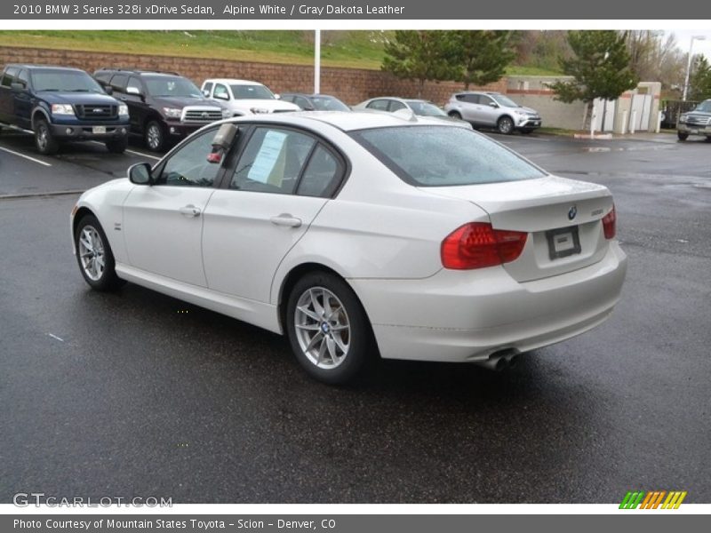 Alpine White / Gray Dakota Leather 2010 BMW 3 Series 328i xDrive Sedan