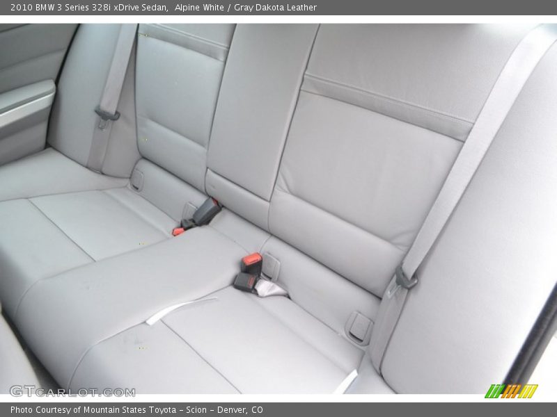 Alpine White / Gray Dakota Leather 2010 BMW 3 Series 328i xDrive Sedan