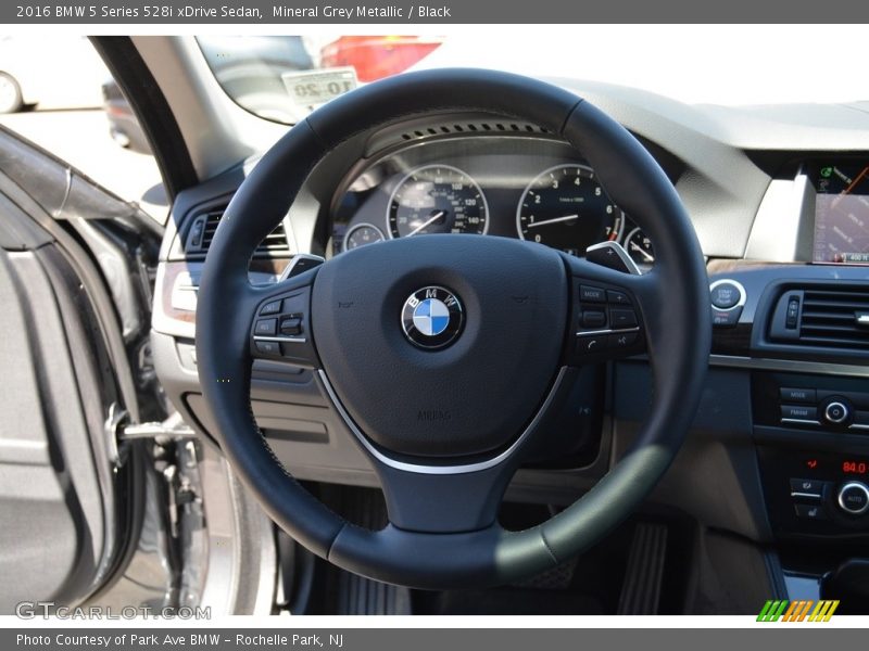 Mineral Grey Metallic / Black 2016 BMW 5 Series 528i xDrive Sedan