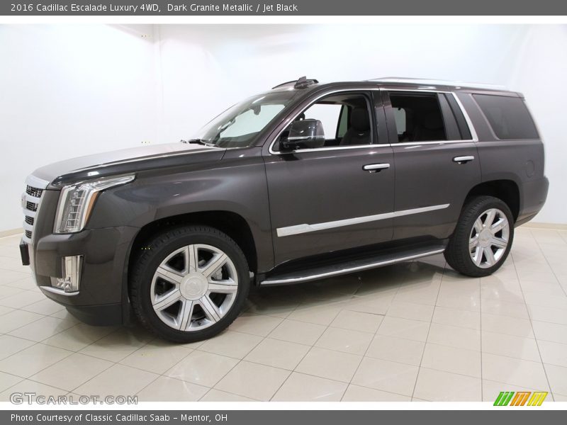 Dark Granite Metallic / Jet Black 2016 Cadillac Escalade Luxury 4WD