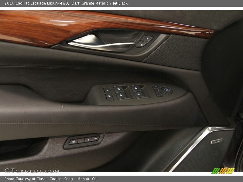 Dark Granite Metallic / Jet Black 2016 Cadillac Escalade Luxury 4WD