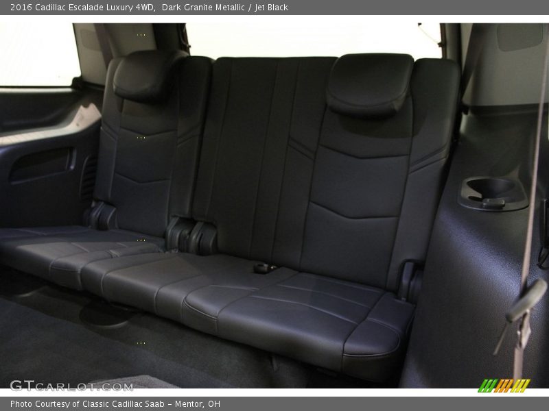 Dark Granite Metallic / Jet Black 2016 Cadillac Escalade Luxury 4WD