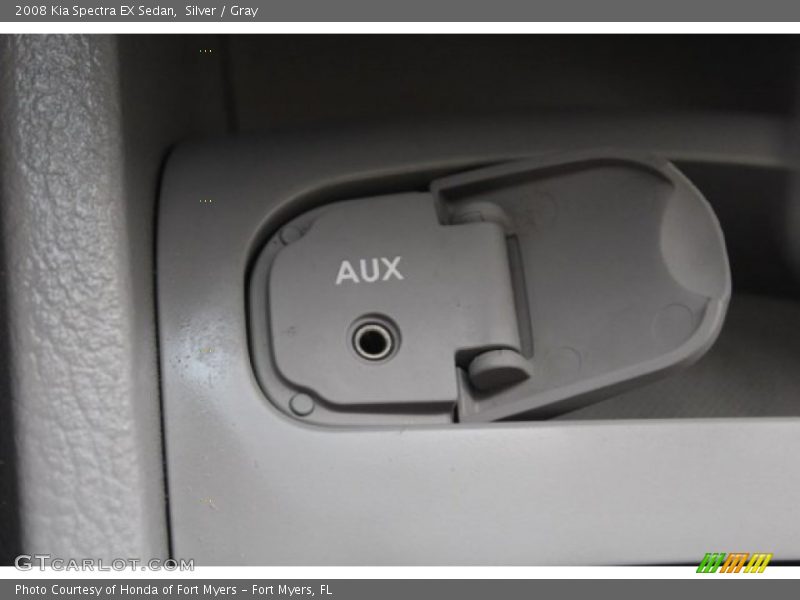 Silver / Gray 2008 Kia Spectra EX Sedan