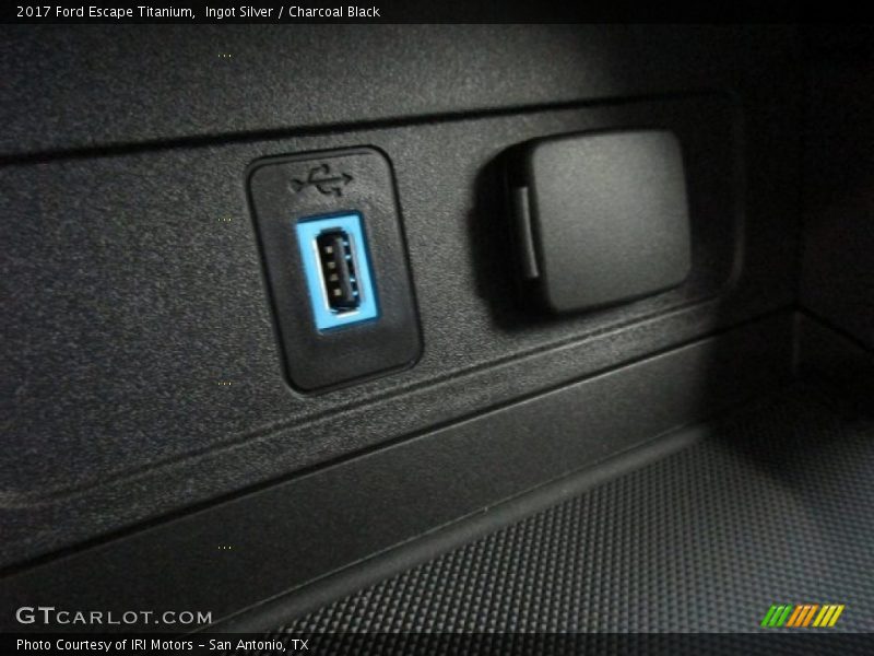 Ingot Silver / Charcoal Black 2017 Ford Escape Titanium