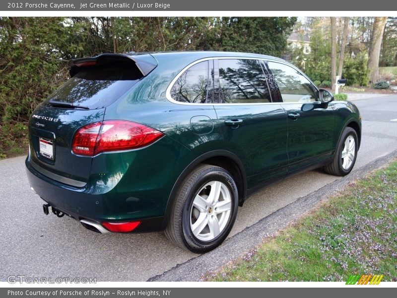 Jet Green Metallic / Luxor Beige 2012 Porsche Cayenne