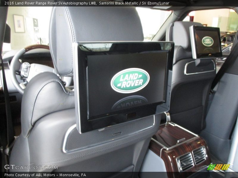 Entertainment System of 2016 Range Rover SVAutobiography LWB