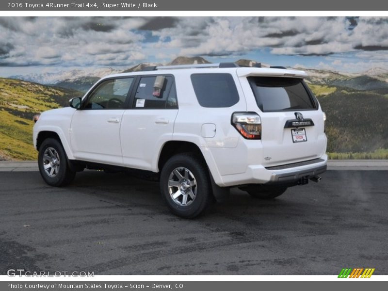 Super White / Black 2016 Toyota 4Runner Trail 4x4